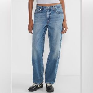 NWT Levi’s Baggy Daddy Jean by Aritzia - In the middle w/ Dmg Denim Jeans